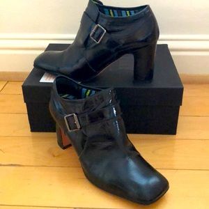 Women bootie, black, 2.75 inches high